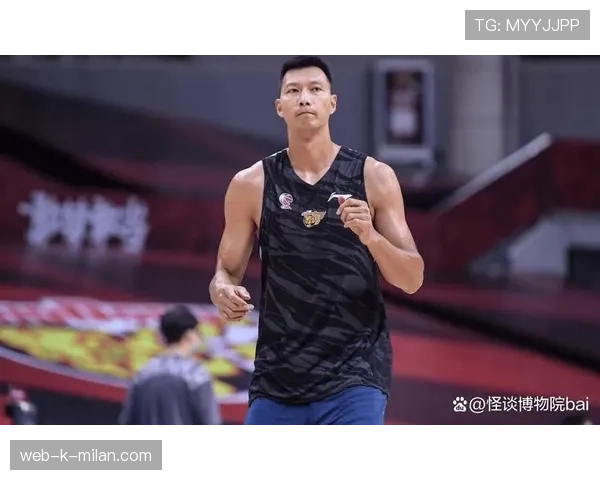 易建联谈青少年篮球:现在的孩子需要更多扎实的基本功磨练。,易建联篮球教学视频 易建联谈青少年篮球:现在的孩子需要更多扎实的基本功磨练。,易建联篮球教学视频